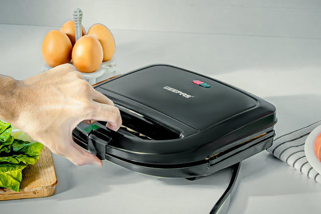 2-Slice Sandwich Maker, Non-Stick Interchangeable Plates, Adjustable Temperature with Power Indicator, 2 Years Warranty 750 W GSM36533UK Black