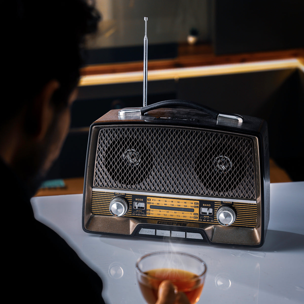 راديو قابل لإعادة الشحن مع بلوتوث، مدخل AUX، يدعم BT/FM/MP3/USB/بطاقة TF