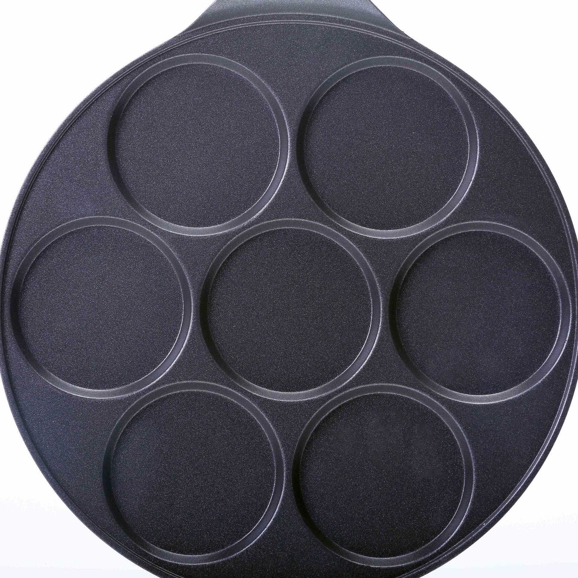 7-Slot Die-Cast Non-Stick Danish Pancake Maker With Bakelite Handle Black