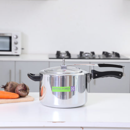 Aluminium Pressure Cooker - 5L Capacity| Durable Virgin Aluminium| Whistling Weight Valve, Extra Strong Lugs, Heavy Base, Ideal for rice, beans, stews, veggies, Chicken, Soup Silver 5.0Liters