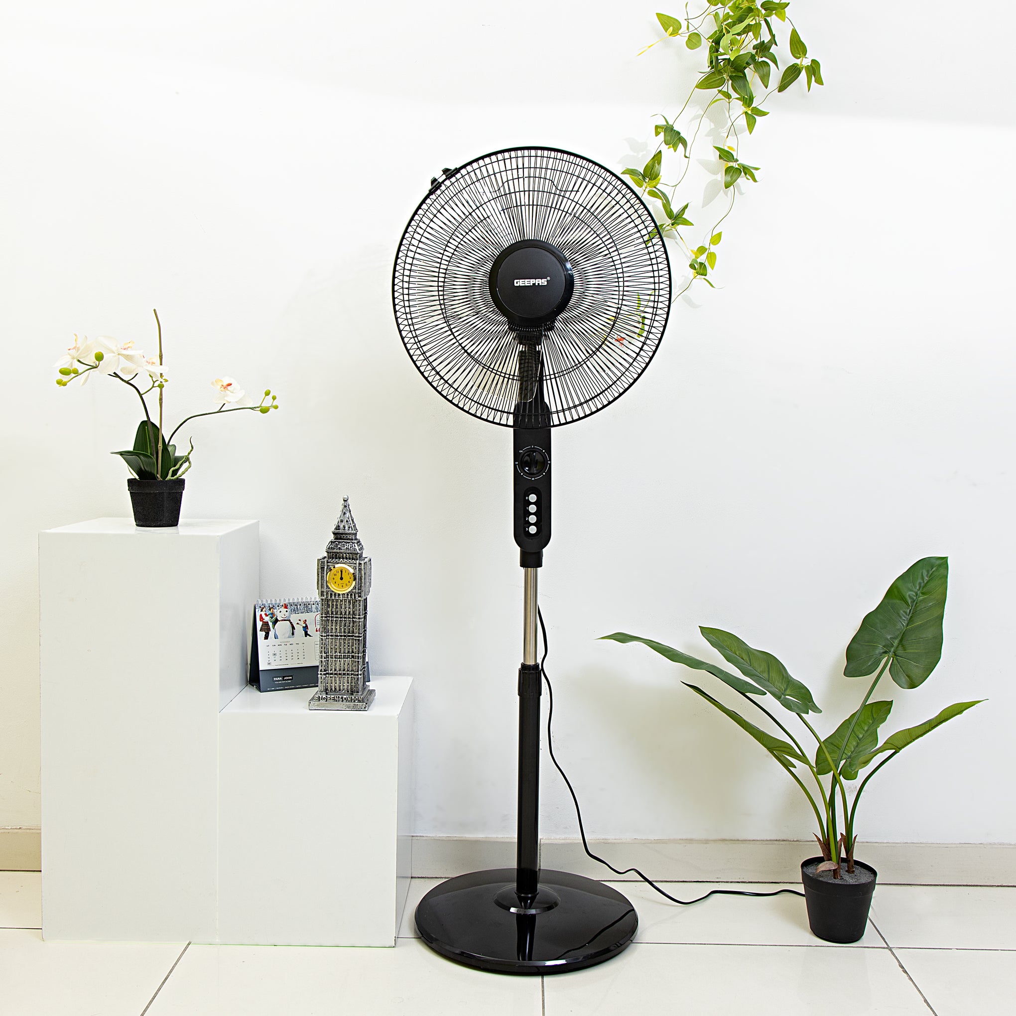 Geepas 16 Inch Stand Fan Gf9488, Black