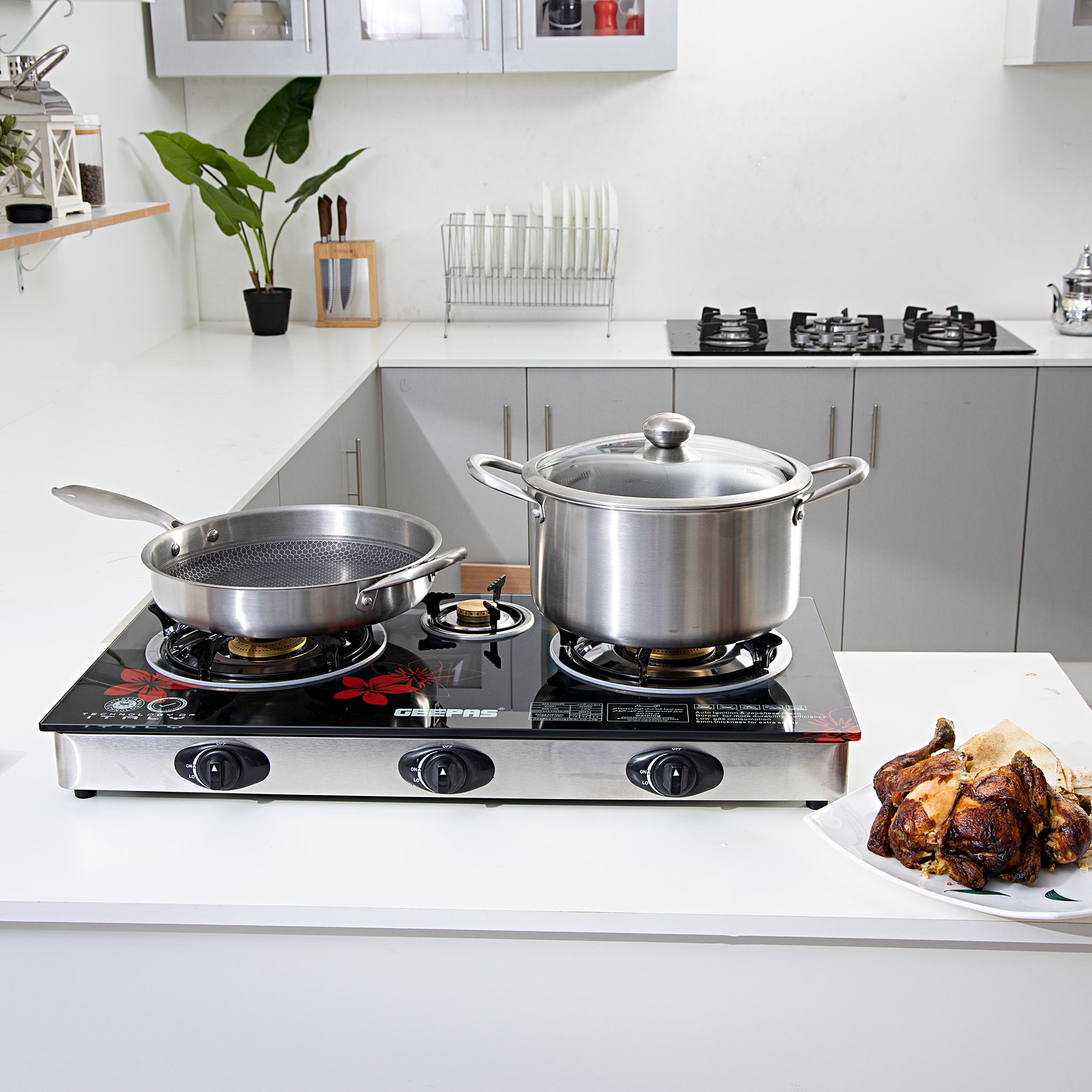 Gas Cooker, 8mm Tempered Glass Top, GK6759 | Triple Burner Gas Stove | Stainless Steel Frame & Tray | Japanese Piezo | Iron Mixing Tube, Piezo Ignition, Easy To Clean GK6759 Black