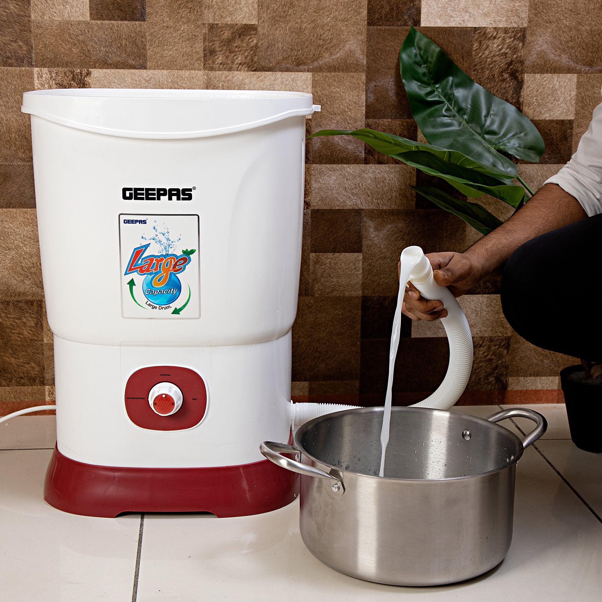 Geepas GLM18013 Portable Laban Maker | Powerful Copper Motor,Transparent Cover, Removeable Drain Pipe, Compact & Lightweight, Quick & Easy GLM18013 White/Blue