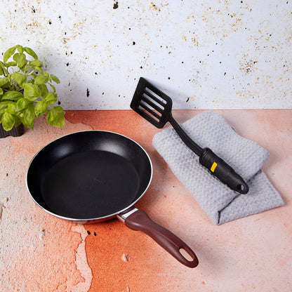 2Pcs Non-Stick Fry Pan Set 2.5Mm Thickness Press Aluminium Material Cd Bottom Strong Bakelite Handle 3 Layer Durable Non-Stick Coating Multicolour