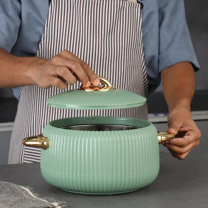 Royalford 2800ml Pearl Insulated Hotpot RF12711 | Stainless Steel Inner Casserole with PU Insulation | Twist Lock Food Warmer | Green