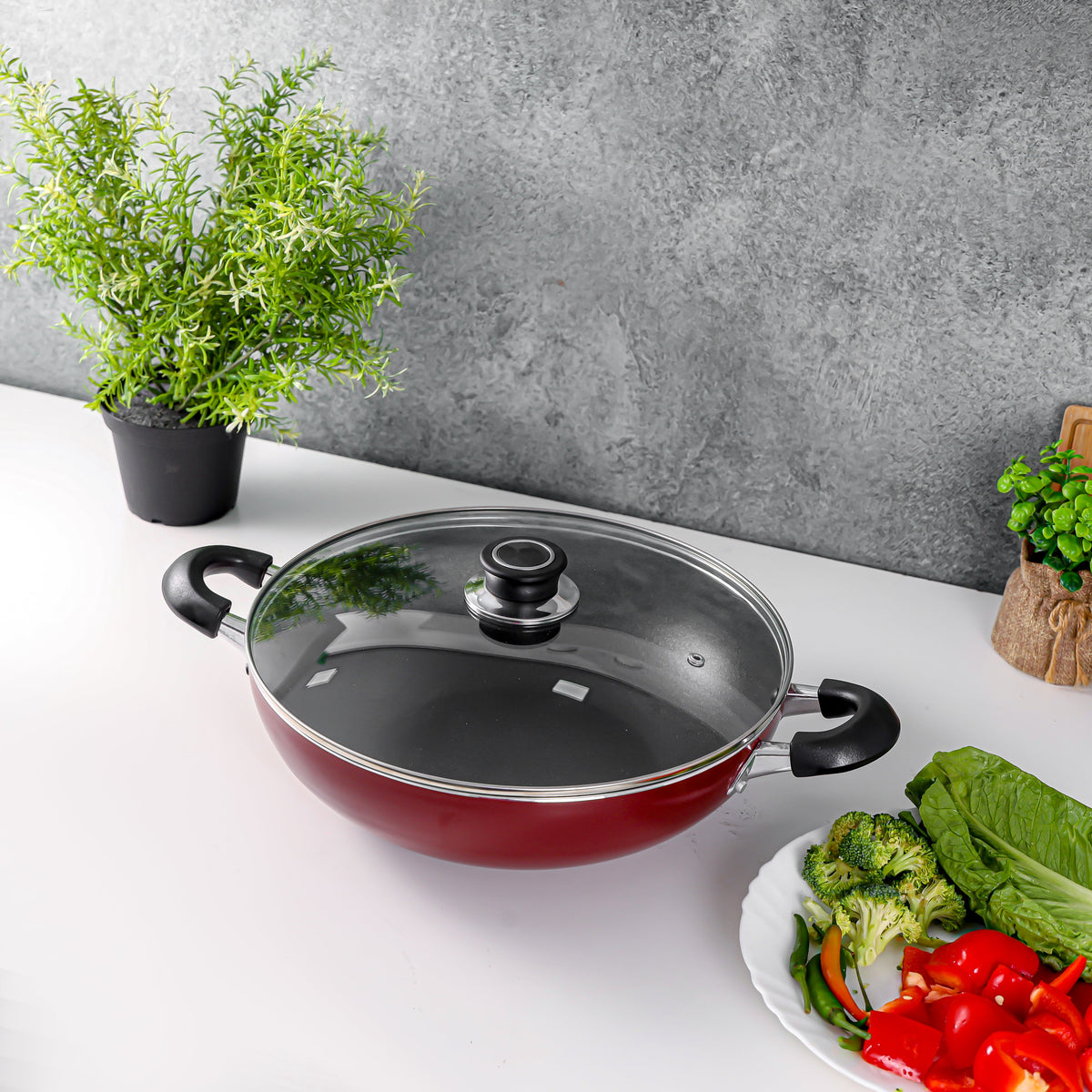 Wok Pan With Glass Lid Pfoa Free Lead Free 3 Layer Non-Stick Coating Cd Bottom Heat-Resistant Exterior Strong Bakelite Handle Premium Quality Aluminium Multi Color 30X8.5Cm Multi Color
