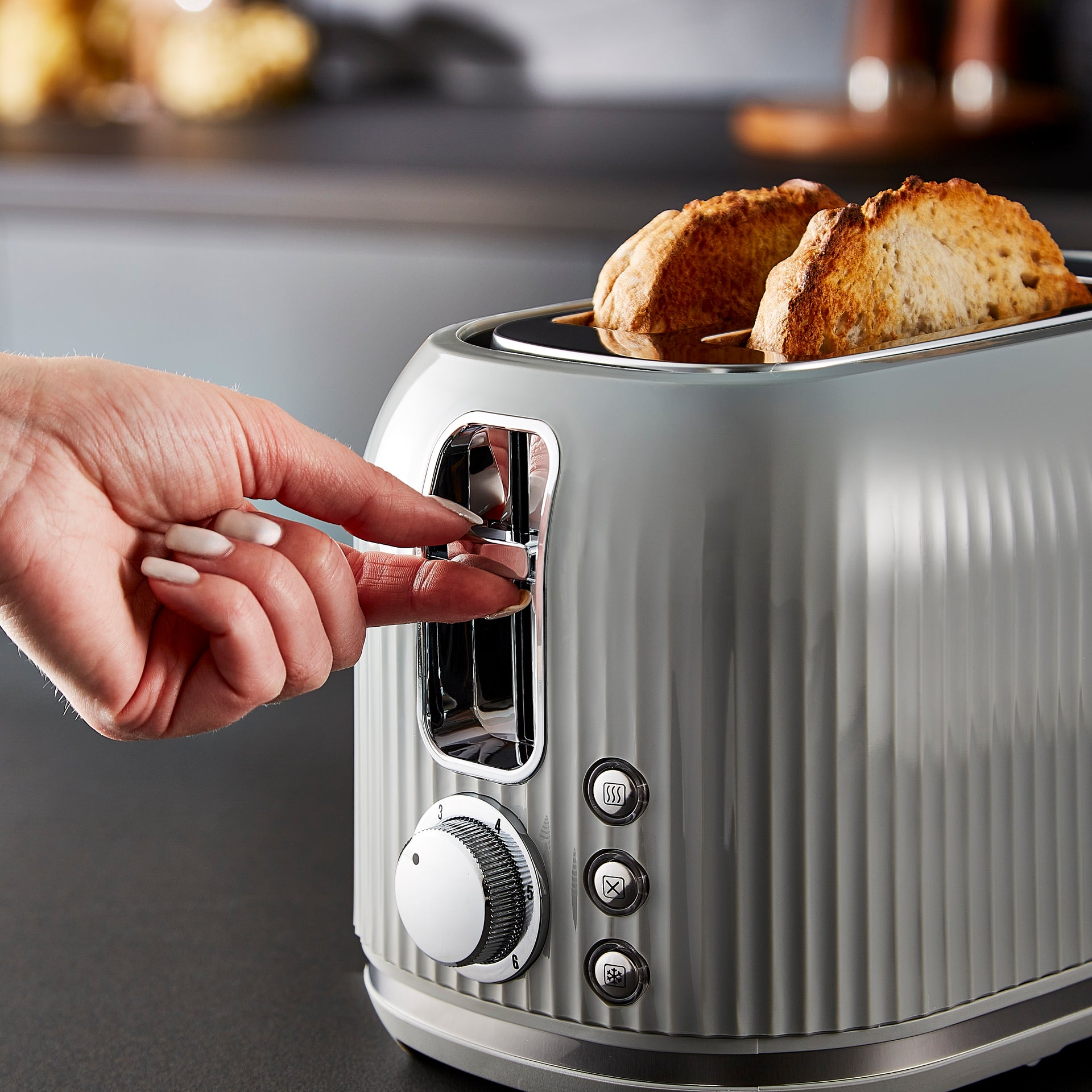 Geepas Fluted Bread Toaster- 2 Slice Slot| 6 Adjustable Browning Control and Removable Crumb Tray| Defrost and Reheat Button| 2 Years Warranty|GBT36558-GR, Grey 850 W GBT36558UK-GR Grey