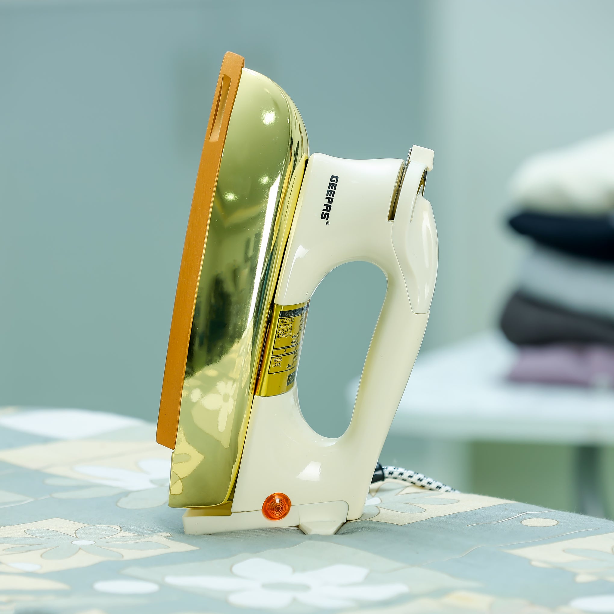 Geepas 1000W Heavy Weight Dry Iron - Automatic Dry Iron, Electric Iron Teflon Plated Sole Plate, Durable Heavy Weight Iron Box| Auto Shut Off, Temperature Setting Dial, Overheat Protection