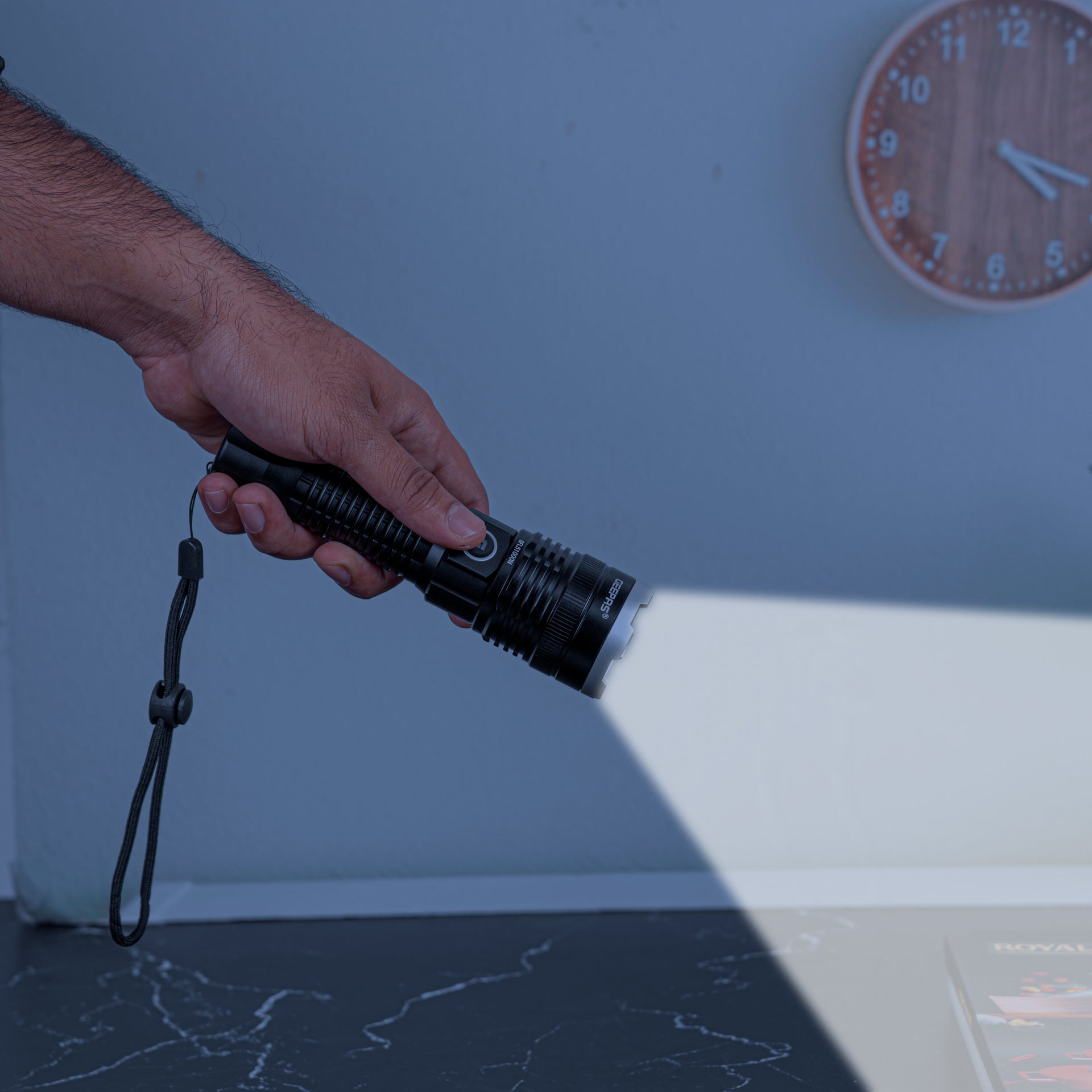 Hi-Power Rechargeable LED Flashlight