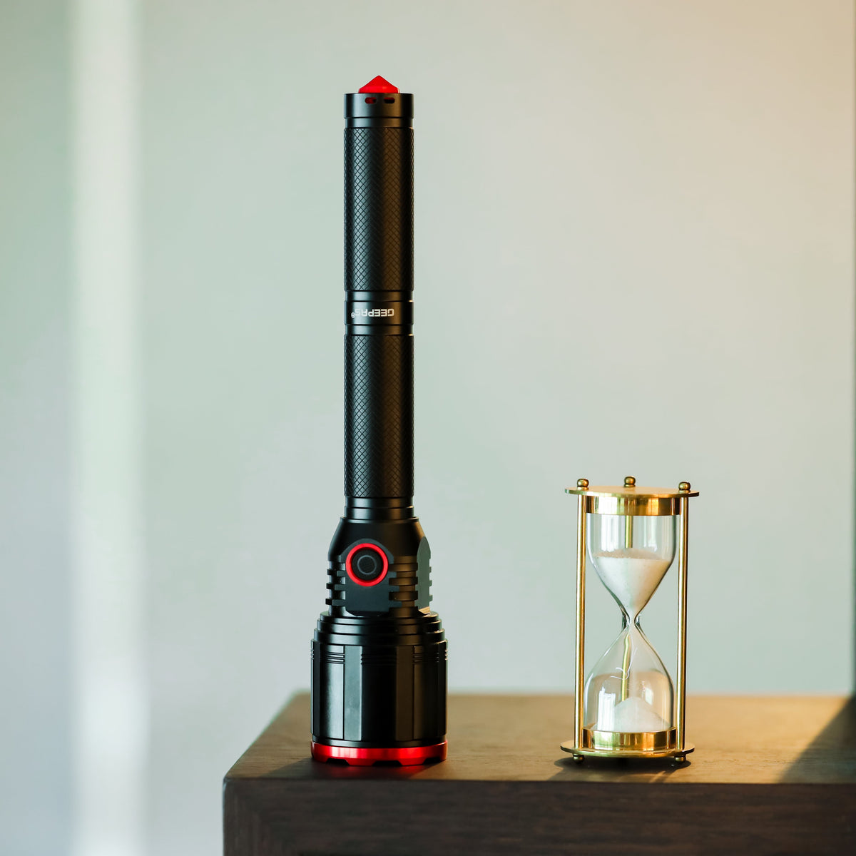 Rechargeable LED Flashlight -GFL51050