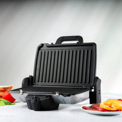 Multifunction Grill Maker, Adjustable Thermostat, GGM5458 - Non-Stick Cooking Plate, Detachable Cooking Plate, Overheat Protection, Cord Storage, Vertical Storage, Portable 1600 W GGM5458 Silver