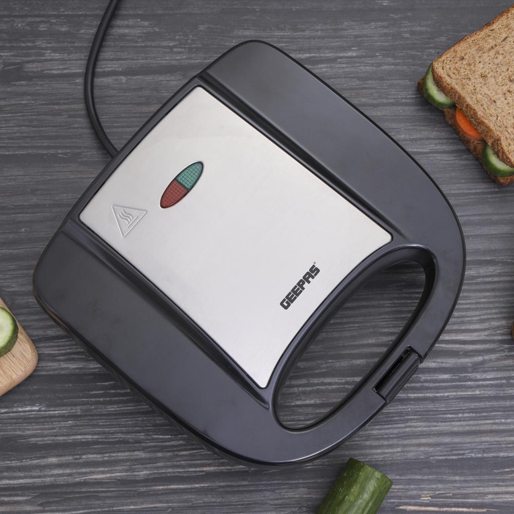 Geepas Grill Maker - GGM6001