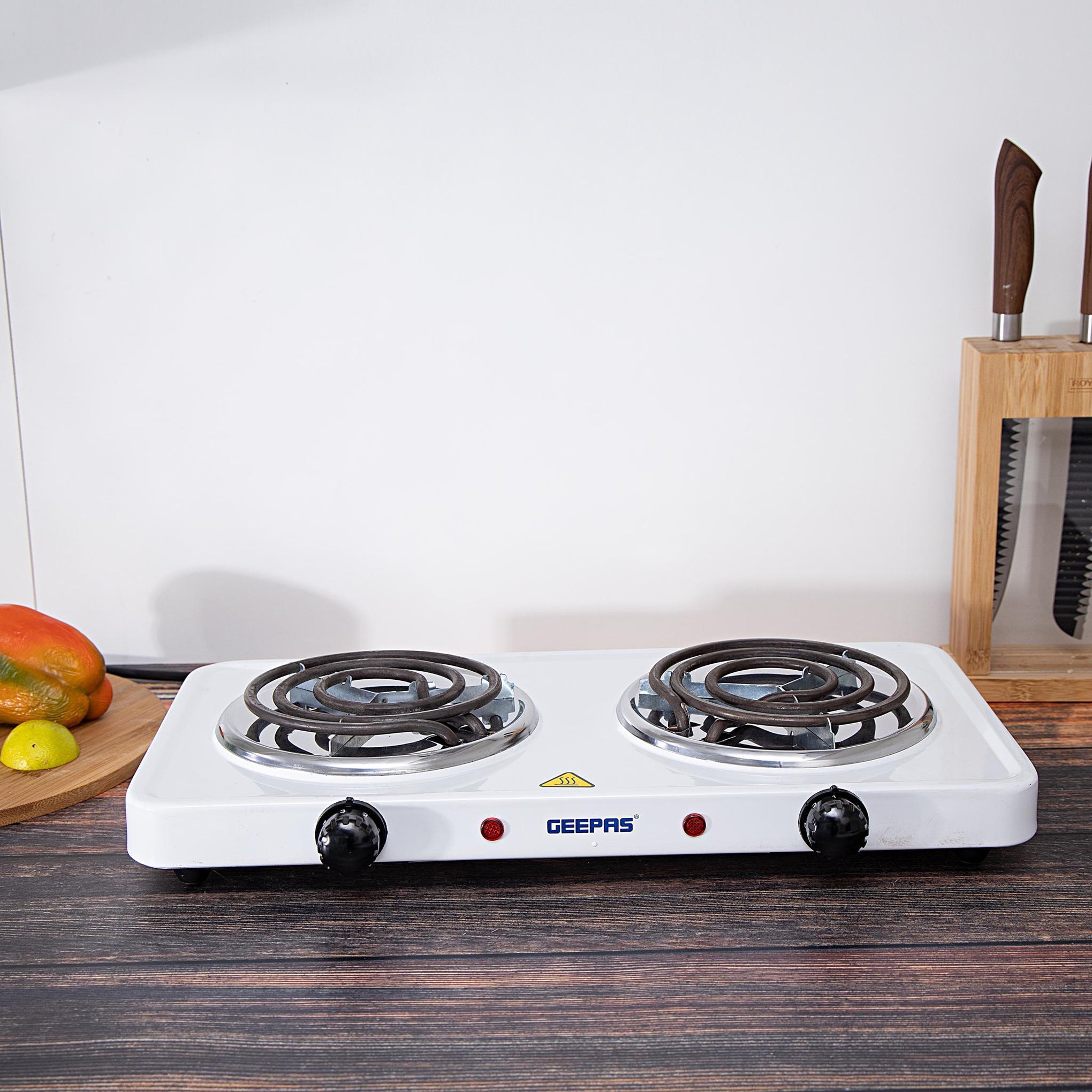 Double Electric Hot Plate with Double Solid Hotplates of 140+140 mm, Equipped with Adjustable Thermostat/ Ideal for Boiling/Frying and Other Cooking Tasks 2000 W GHP7576N White/Black