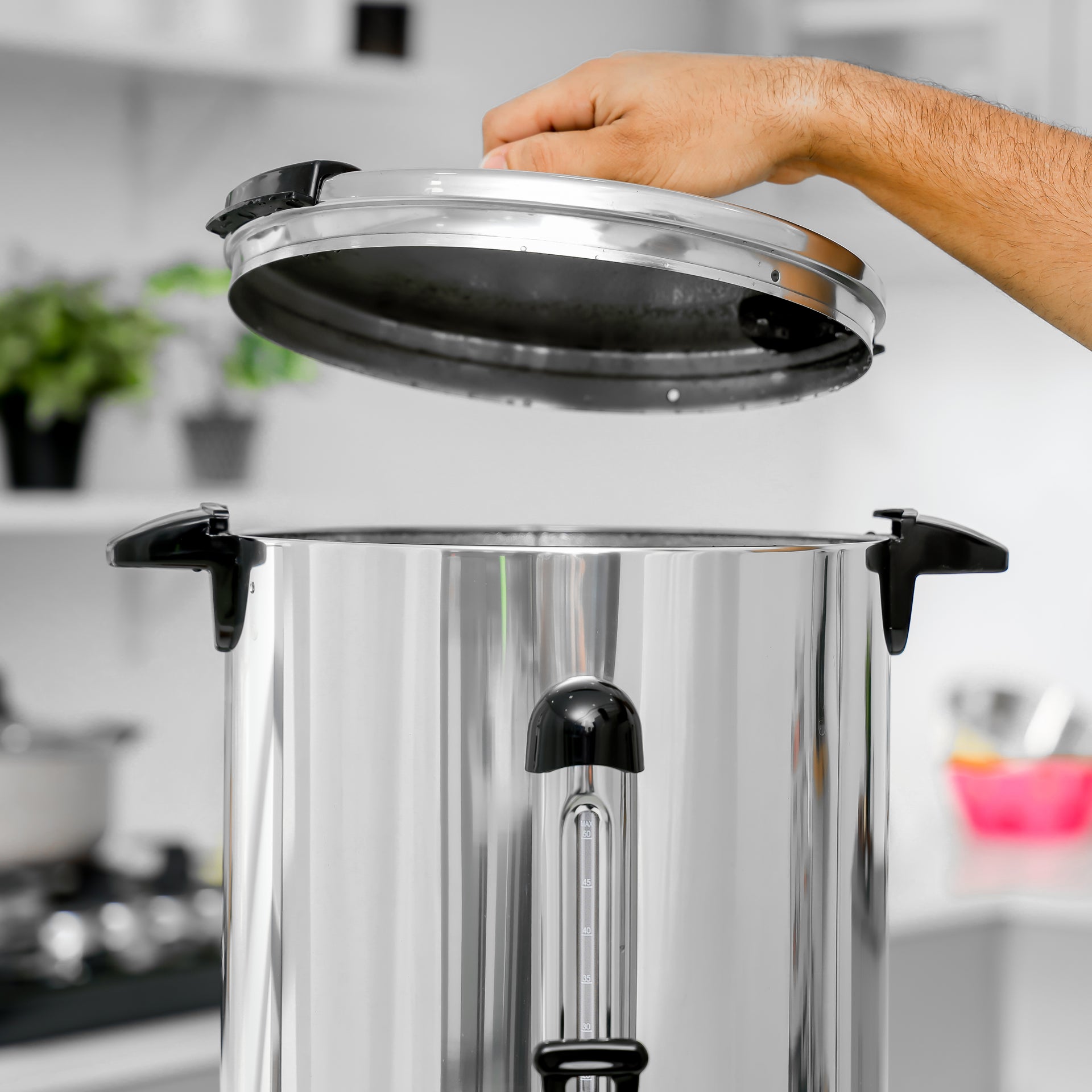 Stainless Steel Electric Kettle, Auto & Resettable Thermostat, Highly Efficient and Energy Saving,Boil Dry Protection, Heats Up Quickly & Easily 20 L 1650 kW GK38048 Silver/Black