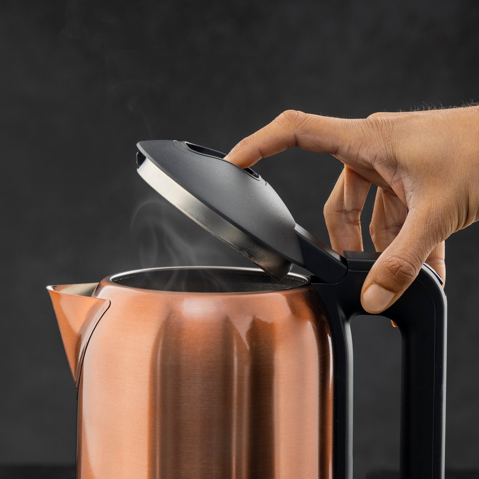 Quick Boil Stainless Steel Water Kettle | Auto Shut-Off | Boil-Dry Protection | Tea-Coffee Maker 1.8 L 1500 W GK38053 Brown