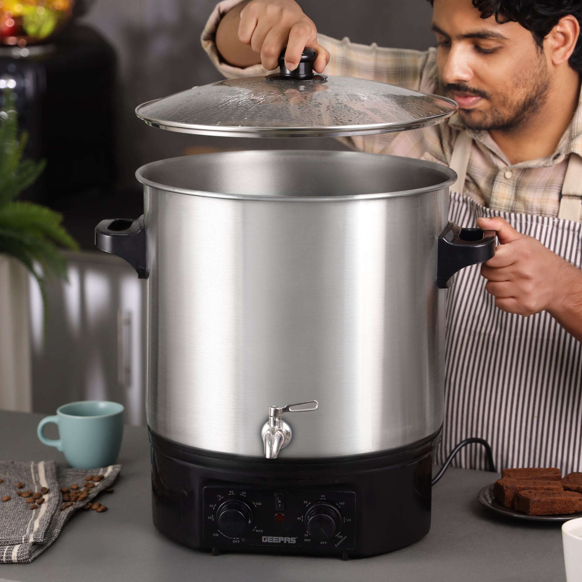 27 Liter Electric Water Boiler | Stainless Steel | Timer & Temperature Control | Black/Silver 27 L 2000 W GK38077 Black/Silver
