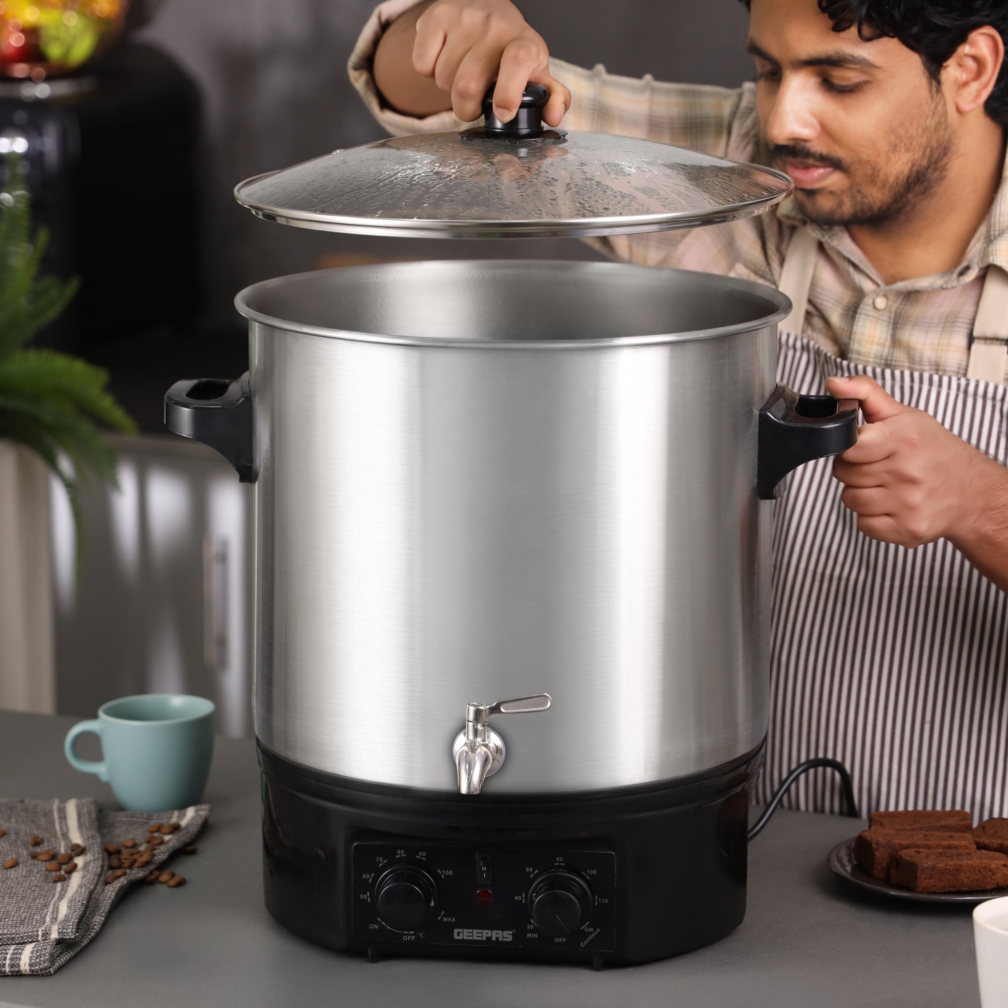 27 Liter Electric Water Boiler | Stainless Steel | Timer & Temperature Control | Black/Silver 27 L 2000 W GK38077 Black/Silver