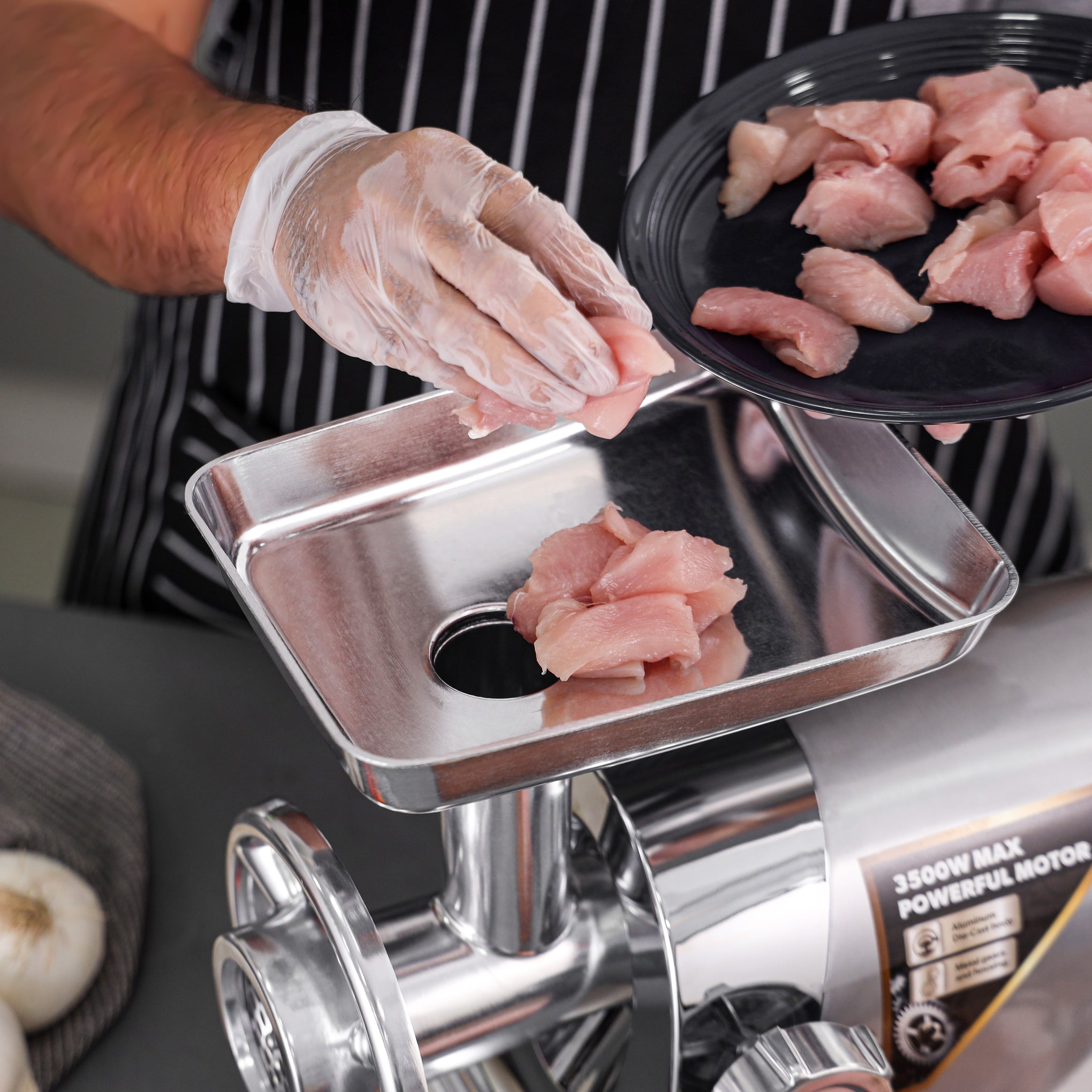 Digital Meat Grinder with Stainless Steel Blades, Copper Motor, and Reverse Function, Perfect for Home Cooking 3500 W GMG42505 Silver