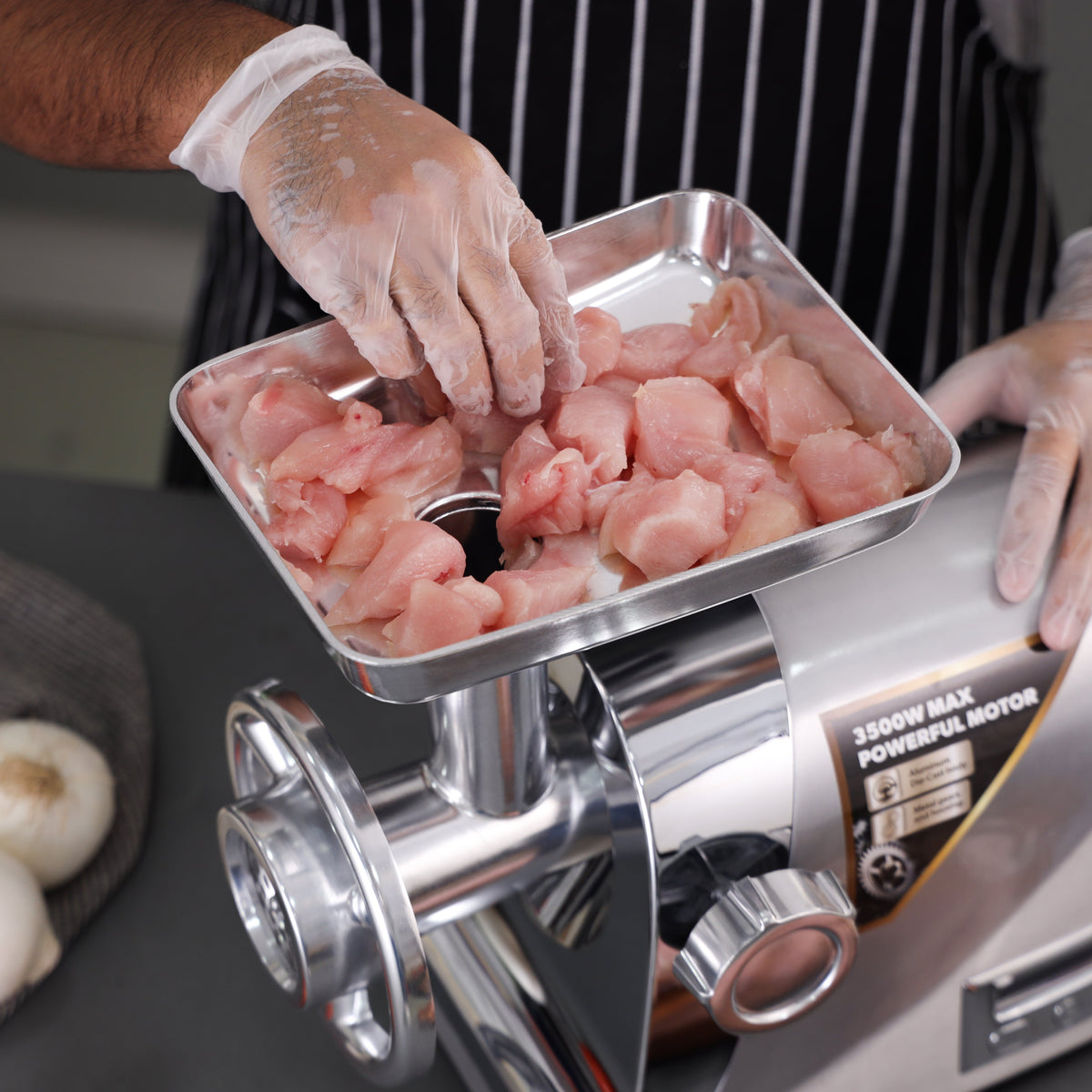 Digital Meat Grinder with Stainless Steel Blades, Copper Motor, and Reverse Function, Perfect for Home Cooking 3500 W GMG42505 Silver