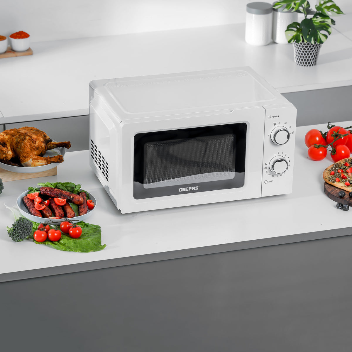 Geepas 20L Microwave Oven - 1100W Solo Microwave Oven with 5 Power Levels - Reheating, Defrost & 30 Minute Timer Function - 2 Rotary Dials - Oven for Standard Size of Dinner Plate - 2 Year Warranty