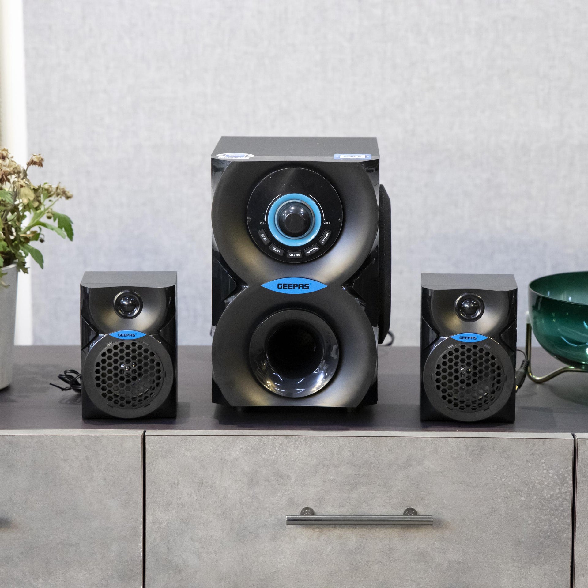Geepas GMS8585 2.1 Ch Multimedia System Portable 20000W PMPO, Dual Woofer| USB, Bluetooth |Ideal for Pc, Play Station, Tv, Smartphone, Tablet, & More