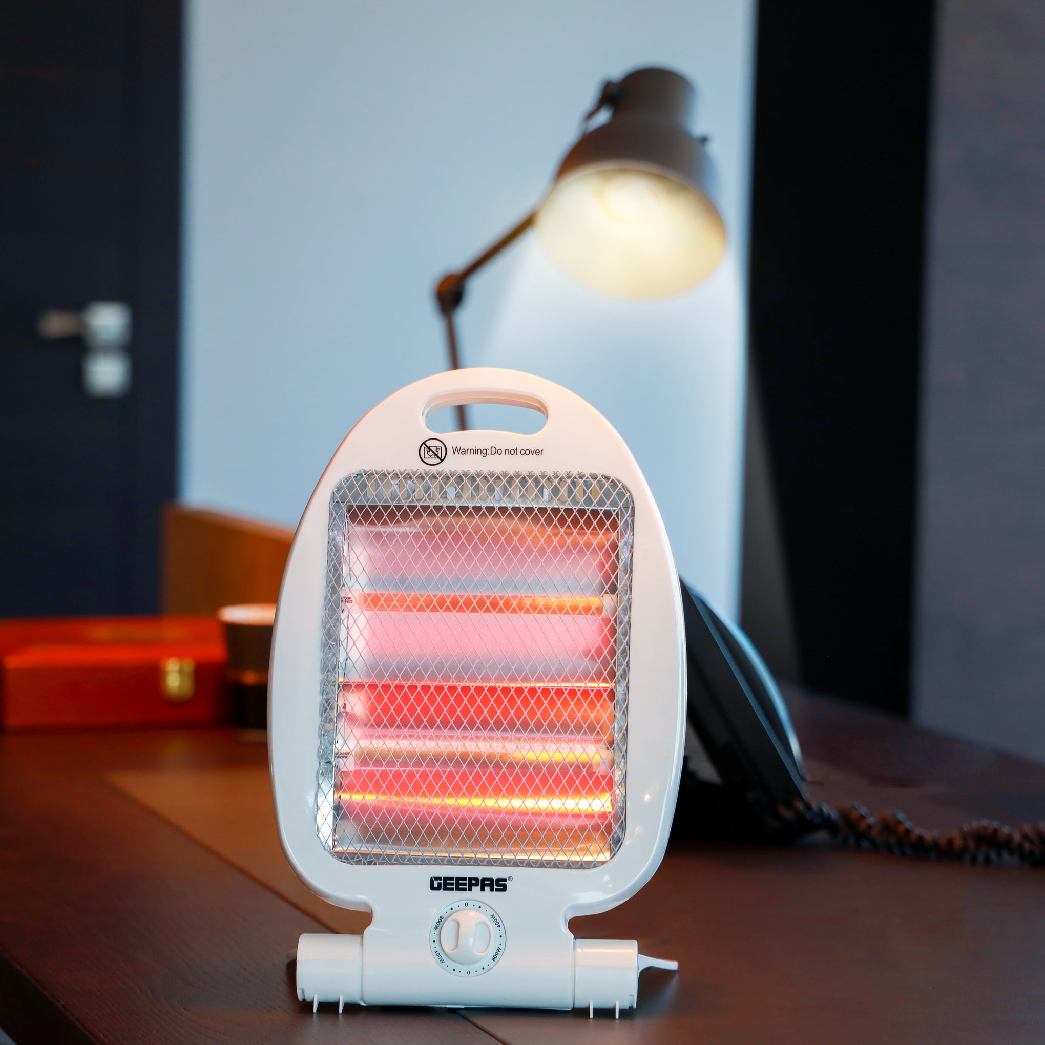 Quartz Heater Adjustable Thermostat Instant Heating Automatic Tip Over Protection Light Weight With Fold Away Stand 800 W GQH28521 White