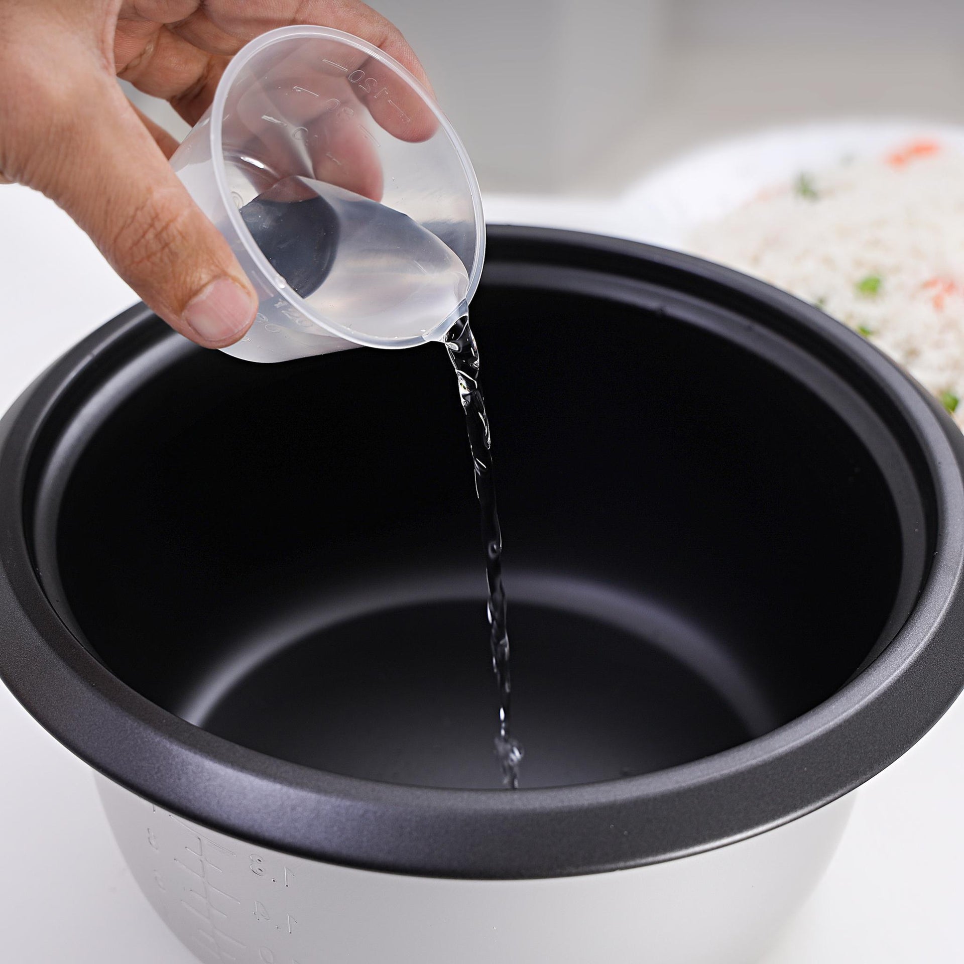 Electric Rice Cooker with Non-Stick Inner Pot and Toughened Glass Lid| Includes Cook, Steam, and Warm Functions| White Powder Coated Housing, Aluminum Outer Steamer 2.8 L 1000 W GRC4327 White/Black