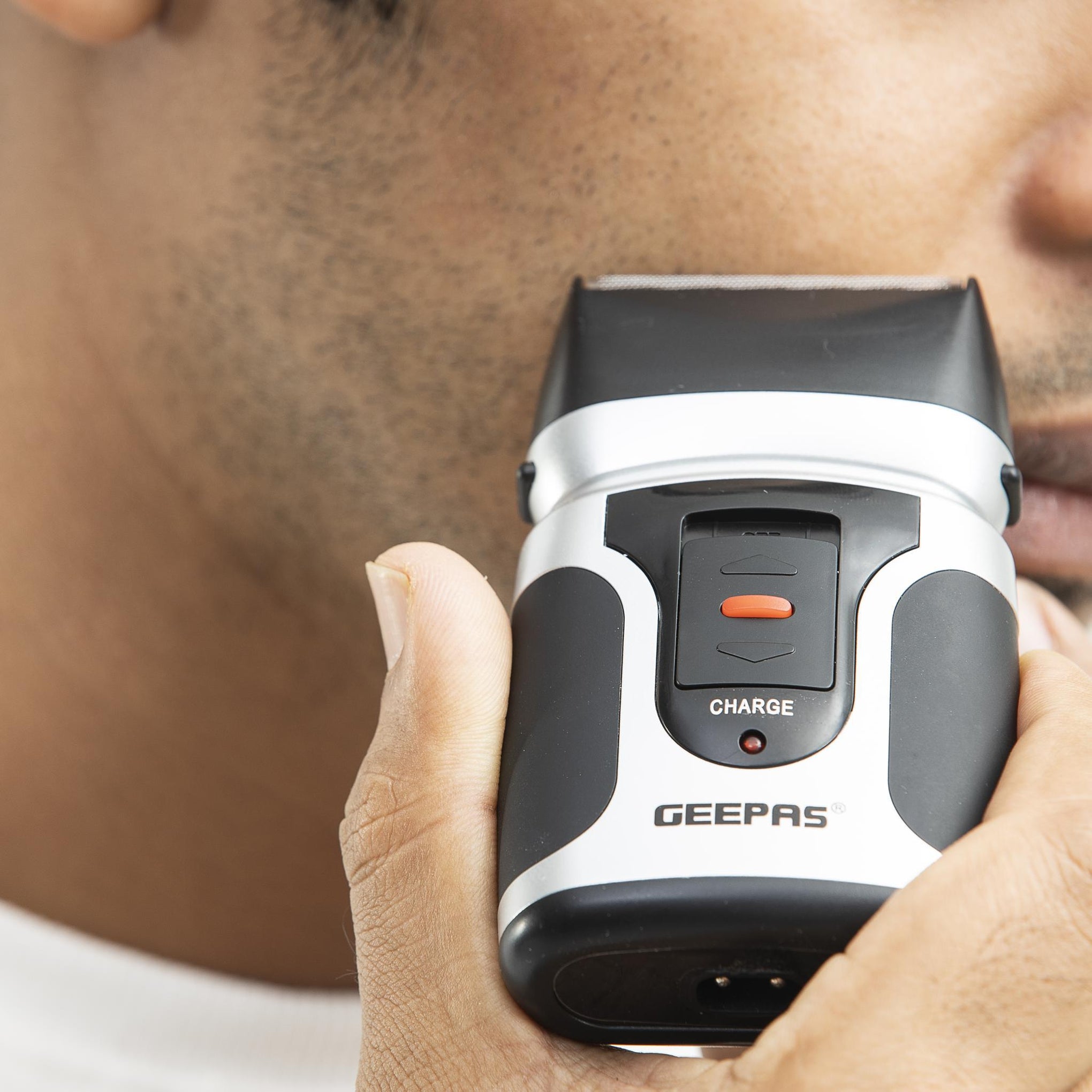 GSR110N 2 In Men's Rechargeable Shaver With Nose Trimmer - Mobile Shaver, Water Proof, Cordless Body Groomer With 2 Rapid Reciprocating Blades For Skin Comfort, Nose Trimmer Black/Gray