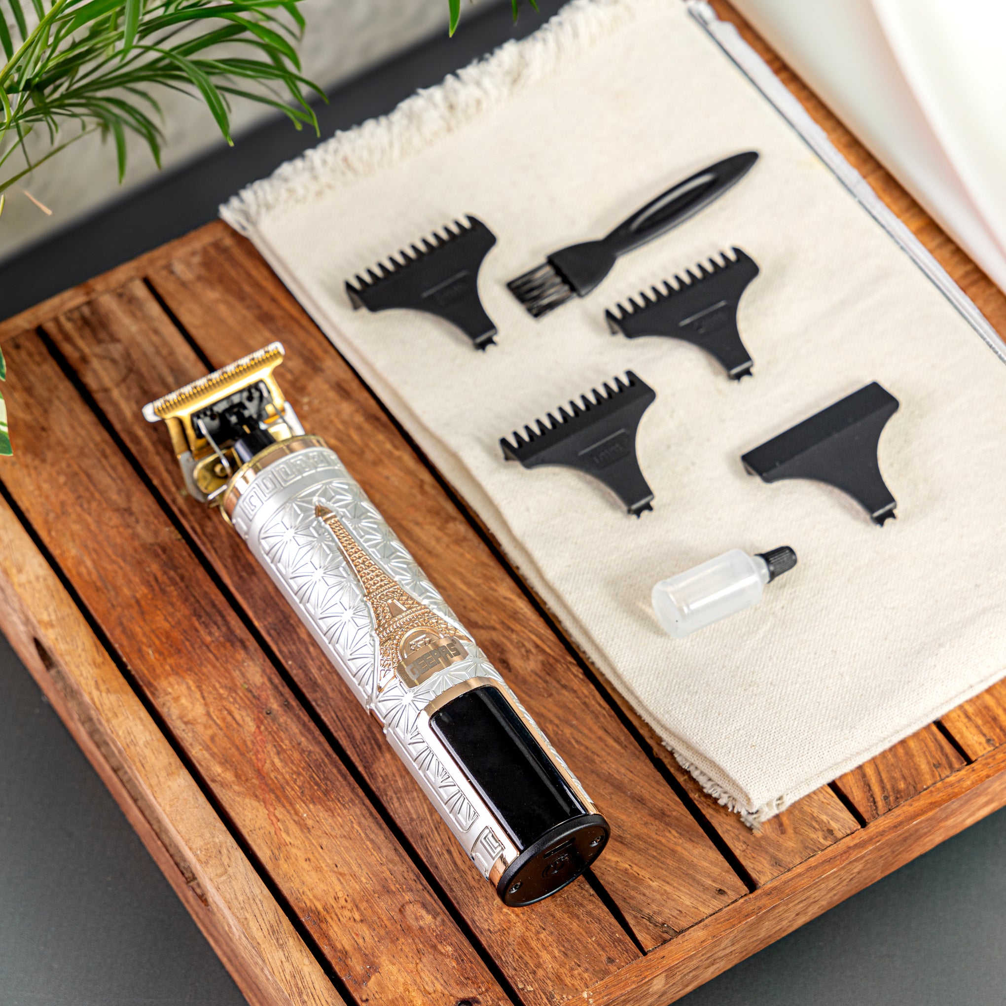 Geepas Professional Digital Hair Clipper- GTR56039| Hair Clipper with High Capacity Li-ion Battery and Fast Charging| High Performance T-Blade for Efficient Operation, Does not Hurt Scalp| LCD Display