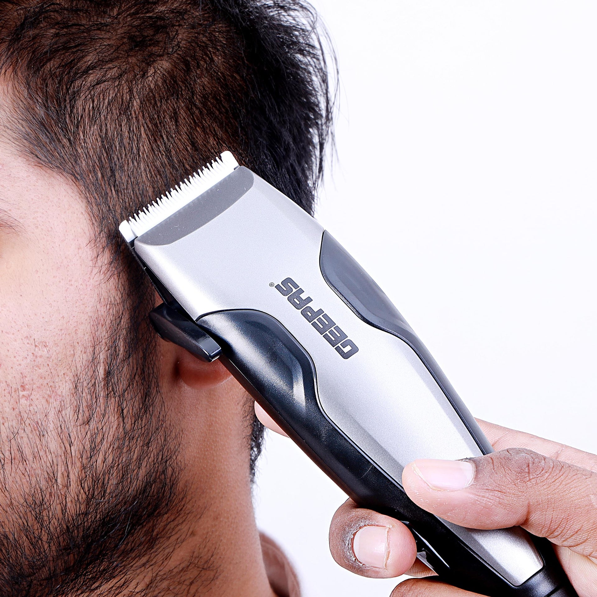 GTR8654 Hair Clipper With Ceramic Blade- Styling Tools, Hair Trimmer Cutting Professional Grooming Clippers With 4 Combs, Brush And Oil For Adult And Kids, 15W Silver/Black