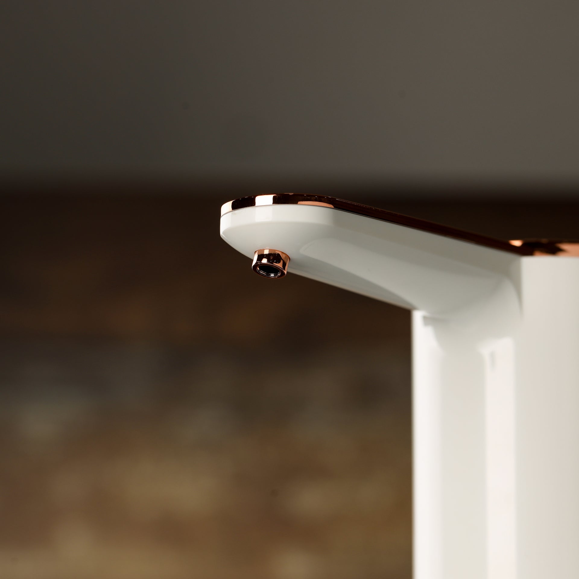 Rechargeable Water Pump For Water Gallon, Portable And Light-Weight With Easy One Touch Mechanism And USB Charging, Can Be Used At Home And Office White/Rose Gold
